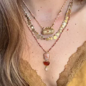 Composition collier bijoux pierres