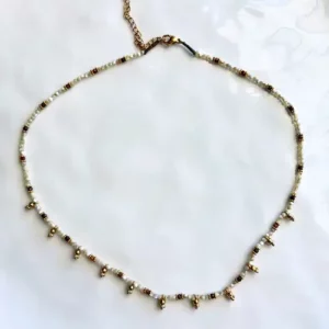 Composition collier bijoux pierres